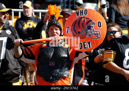 Baltimore, United States. 13th Oct, 2019. Baltimore Ravens fan Ida Warfield  wears a Super Bowl ring hat during the first half of an NFL game against  the Cincinnati Bengals at M&T Bank