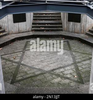 Memorial on the square of the Old Synagogue with the Star of David, artist Corrado Cagli, Göttingen, Lower Saxony, Germany, Europe Stock Photo