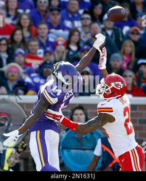 Minnesota Vikings' Adam Thielen can't catch a pass with New York