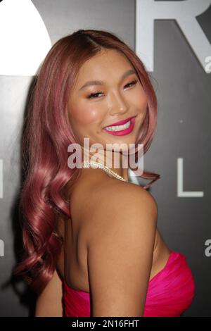 Chloe Kim 12/17/2022 The 20th Anniversary Of Unforgettable Gala held at