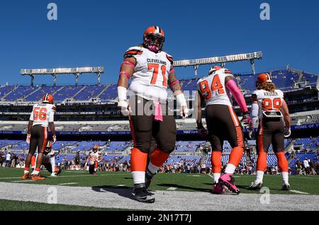 Nose tackle Danny Shelton wearing championship belt for Cleveland