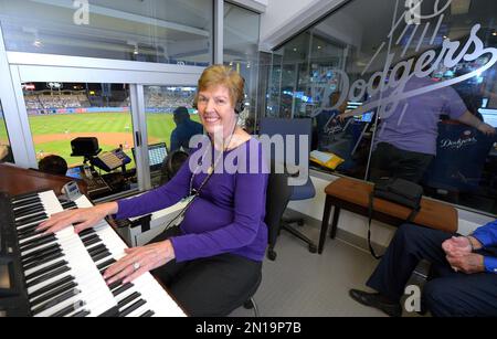 Dodgers Organist Nancy Bea Hefley to Retire