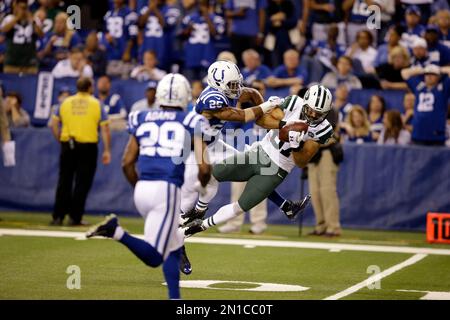 New York Jets wide receiver Eric Decker (87) before an NFL football game  against the Indianapolis Colts in Indianapolis, Monday, Sept. 21, 2015. (AP  Photo/Darron Cummings Stock Photo - Alamy