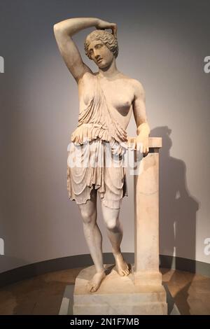 Berlin. Germany. Wounded Amazon, Roman sculpture after original by Polycletus of Argos from about 430 BC. Altes Museum Stock Photo