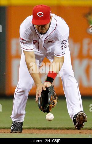 Eugenio Suarez, shortstop of the Cincinnati Reds, signs autographs for  Japanese fans before an exhibition game pitting Japan's national team and  MLB all stars of Japan All-Star Series 2018 at Tokyo Dome