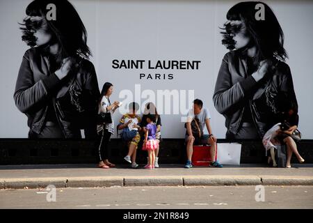 Paris, France, Chinese Tourists Shopping inside Luxury Stores in