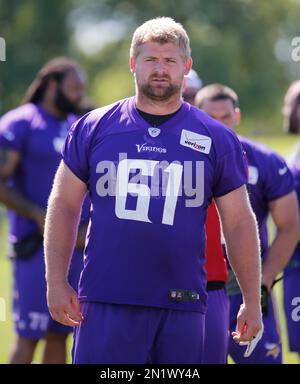 Minnesota Vikings center Joe Berger (61) following an NFL football game  against the Detroit Lions, Sunday, Oct. 25, 2015, in Detroit. (AP  Photo/Duane Burleson Stock Photo - Alamy