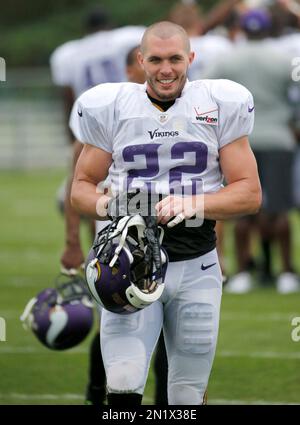 Minnesota Vikings linebacker Eric Wilson takes part in drills during the  NFL football team's training camp Friday, July 26, 2019, in Eagan, Minn.  (AP Photo/Jim Mone Stock Photo - Alamy