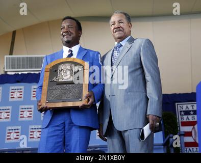 Pedro Martinez and Juan Marichal holding the Dominican flag at the