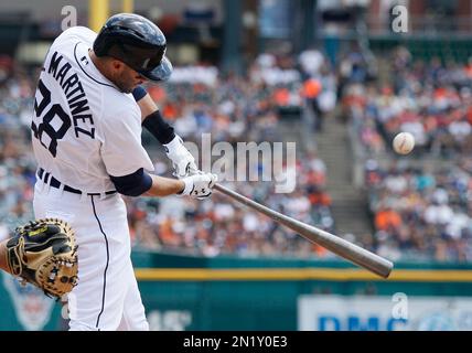 J.D. Martinez hits MLB's first homer of 2015 during Tigers – Twins