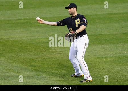 Pittsburgh Pirates' Andrew McCutchen wears a 1979 throwback uniform while  batting in the baseball game against the Cincinnati Reds in Pittsburgh,  Saturday, Aug. 22, 2009. (AP Photo/Keith Srakocic Stock Photo - Alamy