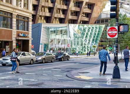 Boston Financial District: 100 Federal Street, aka Pregnant Building