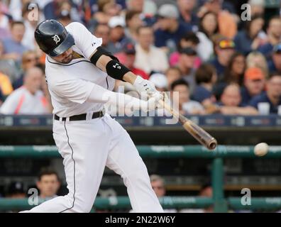 Pittsburgh Pirates' Andrew McCutchen wears a 1979 throwback uniform while  batting in the baseball game against the Cincinnati Reds in Pittsburgh,  Saturday, Aug. 22, 2009. (AP Photo/Keith Srakocic Stock Photo - Alamy