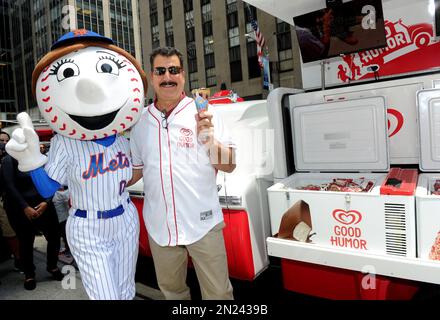 New York Mets Mascot Mr Met during game against the Philadelphia Phillies  at Citi Field in Queens, New York; April 27, 2013. Phillies defeated Mets  9-4. (AP Photo/Tomasso DeRosa Stock Photo - Alamy