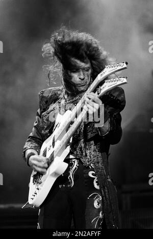 richie-sambora-of-bon-jovi-in-