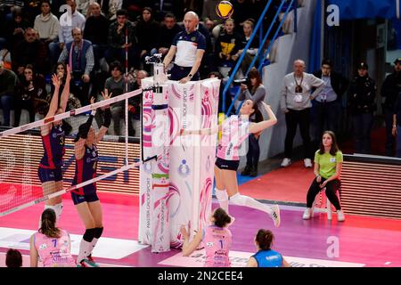 Pala Radi, Casalmaggiore (CR), Italy, February 04, 2023, Emiliya Dimitrova (TrasportiPesanti Casalmaggiore)  during  TrasportiPesanti Casalmaggiore vs Stock Photo