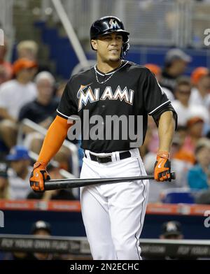 Marlins' Giancarlo Stanton lacks protection in batting order, will rely on  patience