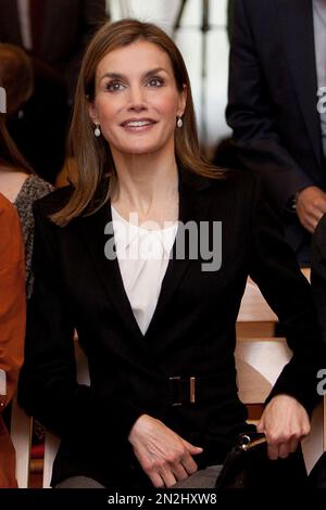 Queen Letizia presents Princess of Girona Foundation Award in the Social  category - Queen Letizia Style