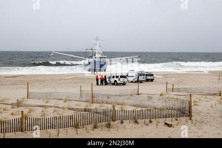 Commercial Fishing Boat Runs Aground In Point Pleasant Beach