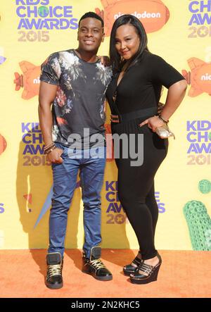 Kel Mitchell, left, and Asia Lee arrive at Nickelodeon's 28th annual ...