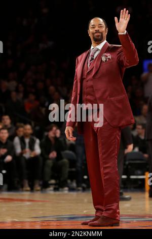 The Knicks Celebrate Their 70th Season in Style