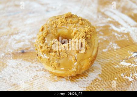 A donut, also called donut, rosquilla, donut, rosette, rosca, berlin or berlin, is a sweet bread roll that is traditionally fried in pork fat. Stock Photo