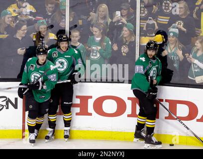 Pittsburgh Penguins on X: Penguins players will wear green warmup