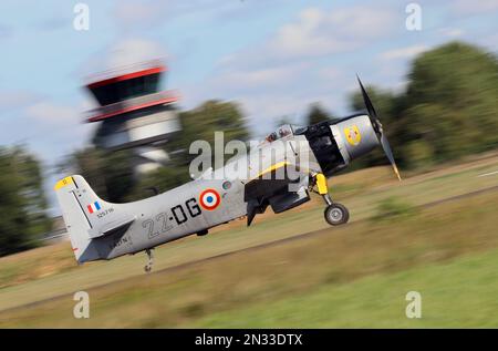 AIR LEGENDS Air show at Melun Villaroche - Stock Photo