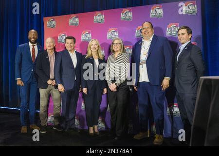 Arizona Cardinals vice president Michael Bidwell, left, and