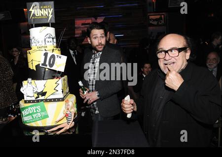 File:Charlie Day & Danny DeVito (5984661808).jpg - Wikimedia Commons