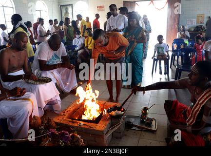 Durban, South Africa. 04th Feb, 2023. Hindu devotees praying during the annual Thaipoosam Kavady festival at Chatsworth Magazine Barracks Shree Vishnu temple, south of Durban, South Africa on February 4, 2023. The festival is a purification ritual offering prayers, penance, observing a strict 10 days fast and celebrating the birth of Hindu god, Muruga. (Photo by Mabhuti Msweli/Sipa USA) Credit: Sipa USA/Alamy Live News Stock Photo