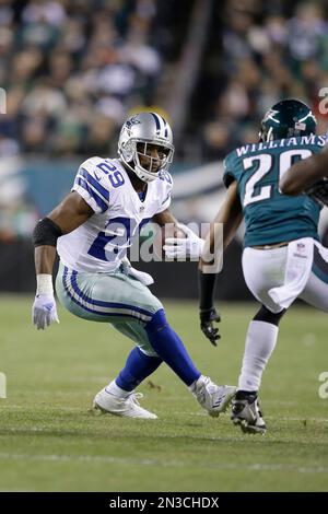 Dallas Cowboys DeMarco Murray rushes as Seattle Seahawks Clinton McDonald  gives chase during the first quarter at Cowboys Stadium in Arlington, Texas  on November 6, 2011. UPI/Ian Halperin Stock Photo - Alamy