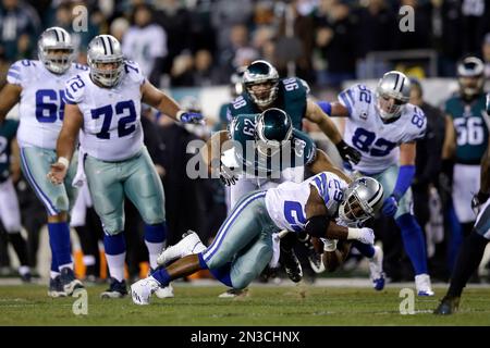 Dallas Cowboys DeMarco Murray rushes as Seattle Seahawks Clinton McDonald  gives chase during the first quarter at Cowboys Stadium in Arlington, Texas  on November 6, 2011. UPI/Ian Halperin Stock Photo - Alamy