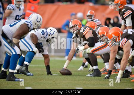 Cleveland Browns quarterback Brian Hoyer warms up before an NFL football  game against the Indianapolis Colts Sunday, Dec. 7, 2014, in Cleveland. (AP  Photo/Tony Dejak Stock Photo - Alamy