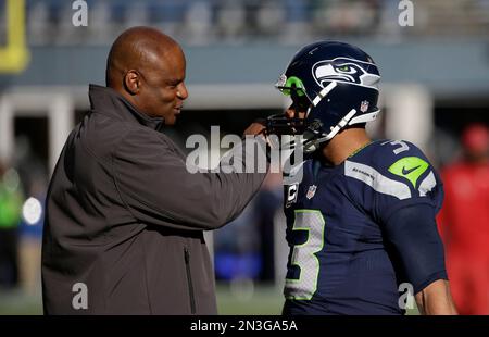 Former Seattle Seahawks quarterback Warren Moon is recognized during a  halftime celebration of the 40th anniversary of the Seattle Seahawks  Chicago Bears during an NFL football game against the Chicago Bears, Sunday