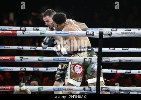 Devin Haney vs George Kambosos Stock Photo