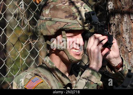 Georgia, USA. 20th Jan, 2023. A soldier assigned to the 3rd Infantry Division learns to operate a PVS-14 Monocular Night Vision Device to earn his Expert Infantry or Soldier Badge on Fort Stewart, Georgia, January. 20, 2023. US Army expert skill badges recognize Soldiers who have proven by test that they meet or exceed the highest standards of knowledge and performance in targeted skills. The Army recognizes three expert skill badges: the Expert Infantryman Badge (EIB), the Expert Field Medical Badge (EFMB), and the Expert Soldier Badge (ESB). Soldiers must meet the exacting standards esta Stock Photo