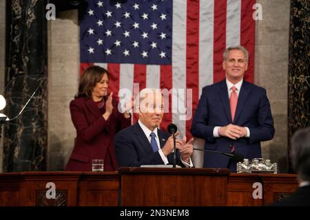 House Speaker Kevin McCarthy (R-Calif.) arrives to speak with reporters ...