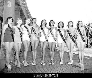 Nine contestants for title of Miss America stroll on boardwalk in ...