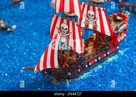 Lego Pirati dei Caraibi Foto stock - Alamy