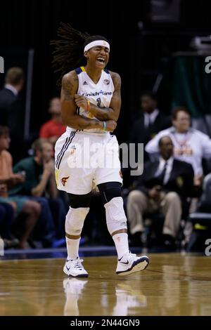 Indiana Fever guard Shavonte Zellous (1) drives on Minnesota Lynx