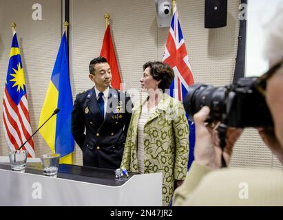 THE HAGUE - Digna van Boetzelaer (Netherlands) and Andy Kraag (Netherlands) after a presentation by the Joint Investigation Team (JIT) of the results of the ongoing investigation into those involved in the downing of flight MH17. It concerns an investigation into the crew of the missile installation that brought down the aircraft and those responsible for the delivery of the weapon system. ANP SEM VAN DER WAL netherlands out - belgium out Stock Photo