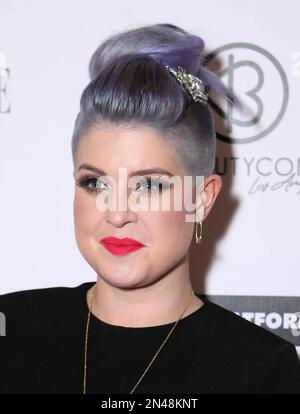 Kelly Osbourne hair - Celebrities with Buzz Cuts - Pictures 2014