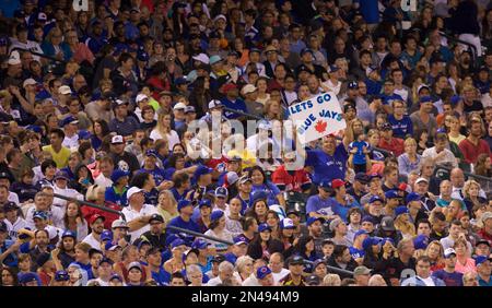 Watching Alejandro Kirk run as fast as he can is truly a sublime viewing  experience” - Toronto Blue Jays fans continue praising future All-Star  catcher after he speeds around the bases for