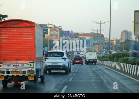 December 21 2022 - Mumbai, Maharashtra in India: chaotic Indian Street Traffic Stock Photo