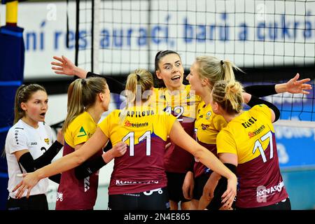 Liberec, Czech Republic. 08th Feb, 2024. L-R Carina Strobel (GER) and ...