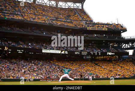 Seattle Mariners King's Court fans cheer a strike out by starting pitcher Felix  Hernandez against the Minnesota Twins in the third inning of a baseball  game Friday, July 26, 2013, in Seattle. (