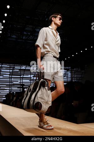 Ferragamo fashion discount show 2014