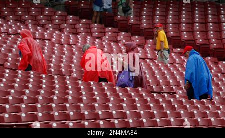 Cincinnati Reds Stadium Rain Ponchos 