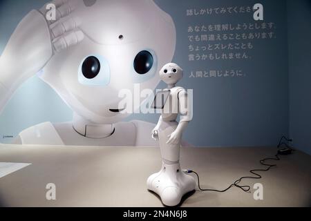humanoid-robot-pepper-is-